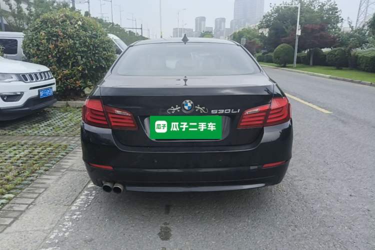 Used BMW 5 Series 2013 530Li Leading Model Rear