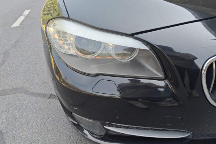 Used BMW 5 Series 2013 525Li Leading Model Right Front Headlight