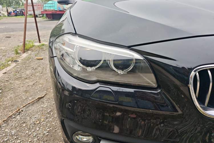Used BMW 5 Series 2013 530Li Leading Model Right Front Headlight