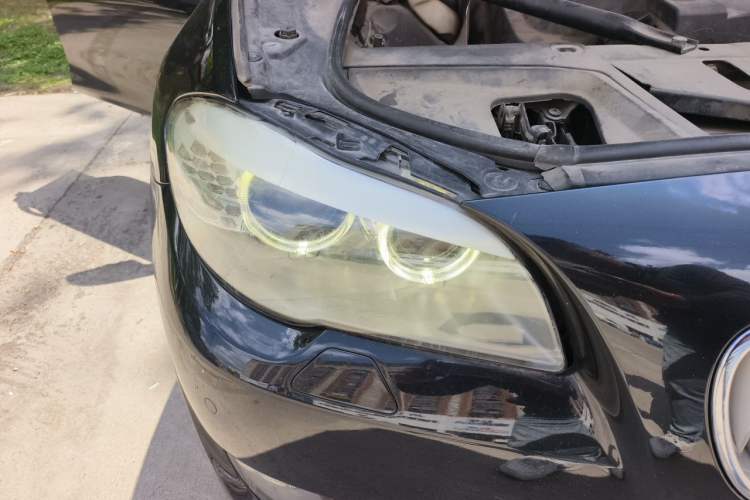Used BMW 5 Series 2013 535Li Leading Model Right Front Headlight