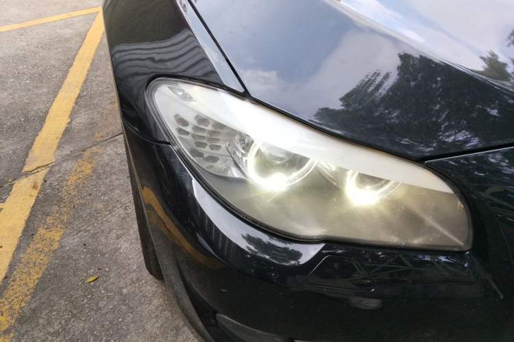 Used BMW 5 Series 2013 525Li Luxury Model Right Front Headlight