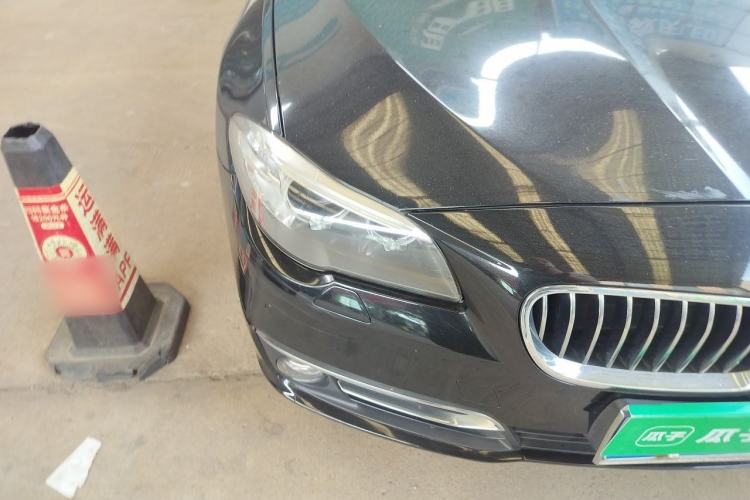 Used BMW 5 Series 2013 525Li Leading Model Right Front Headlight