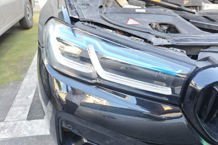 Used BMW 5 Series 2013 525Li Luxury Model Right Front Headlight