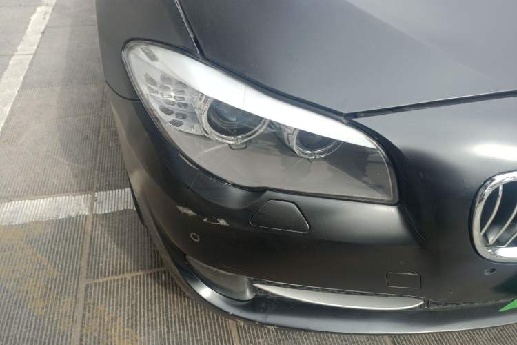 Used BMW 5 Series 2013 530i Luxury Touring Edition Right Front Headlight