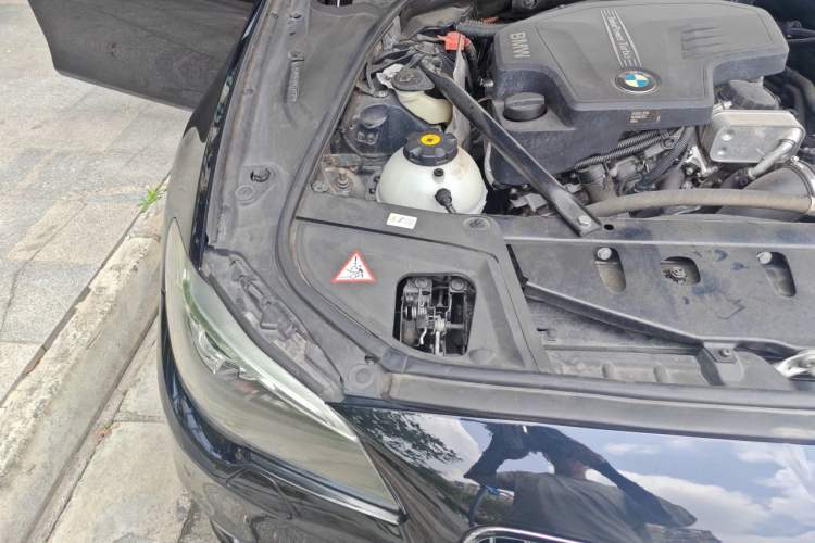 Used BMW 5 Series 2013 525Li Leading Model Right Front Headlight