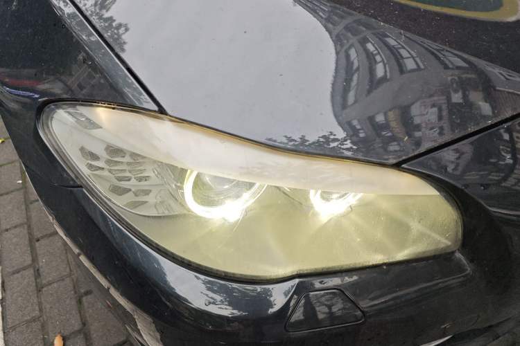 Used BMW 5 Series 2013 520Li Elegant Edition Right Front Headlight