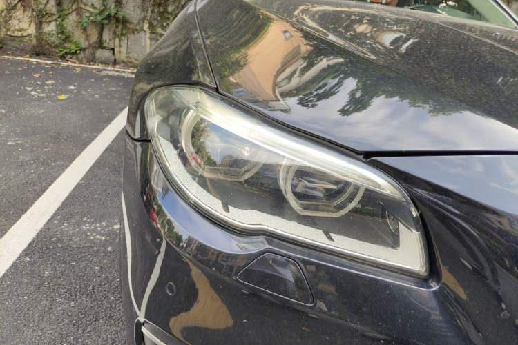 Used BMW 5 Series 2013 535Li Executive Edition Right Front Headlight