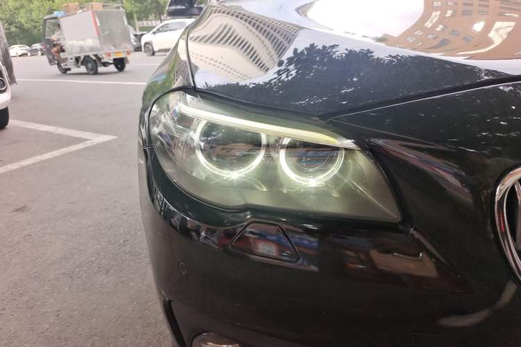 Used BMW 5 Series 2013 520Li Elegant Edition Right Front Headlight
