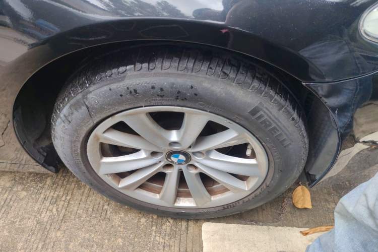 Used BMW 5 Series 2013 525Li Luxury Model Right Front Wheel Hub