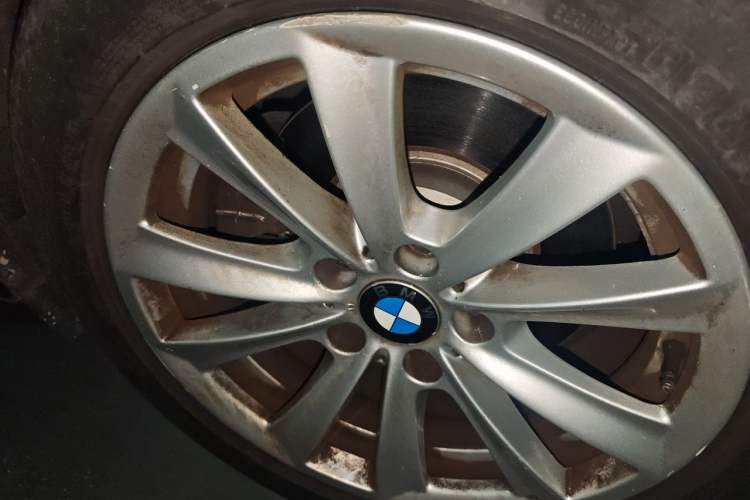 Used BMW 5 Series 2013 520i Elegant Edition Right Front Wheel Hub