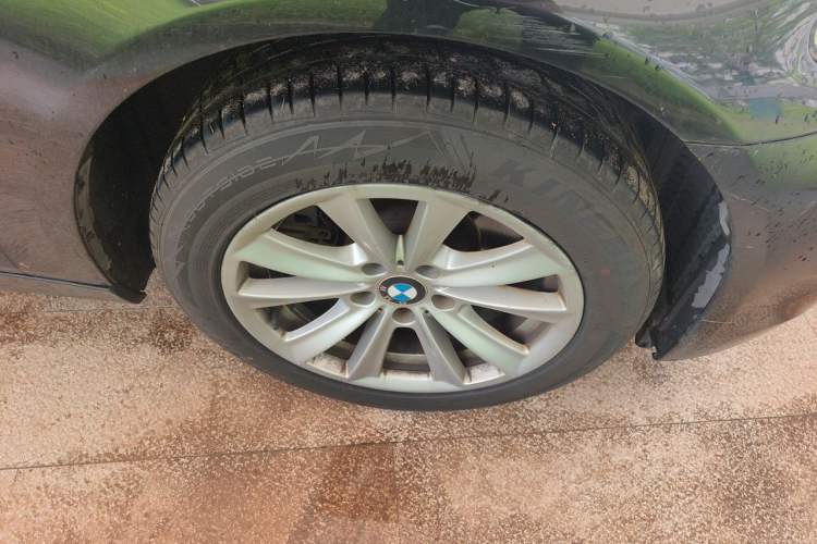Used BMW 5 Series 2013 525Li Luxury Model Right Front Wheel Hub