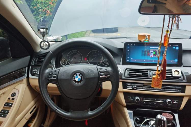 Used BMW 5 Series 2013 525Li Luxury Model Steering Wheel