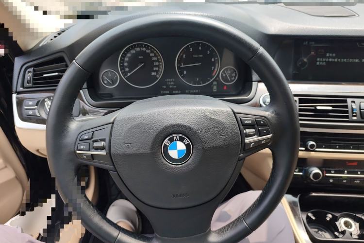 Used BMW 5 Series 2013 525Li Luxury Model Steering Wheel