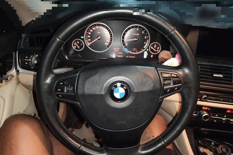 Used BMW 5 Series 2013 525Li Luxury Model Steering Wheel