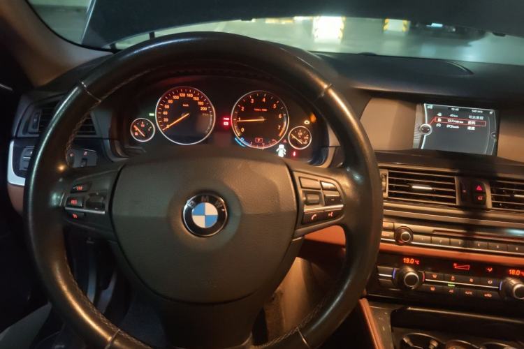 Used BMW 5 Series 2013 520i Elegant Edition Steering Wheel