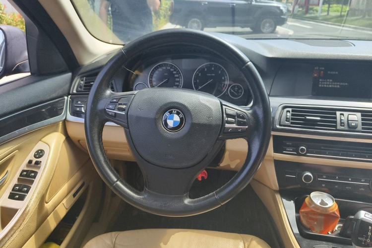 Used BMW 5 Series 2013 520Li Elegant Edition Steering Wheel