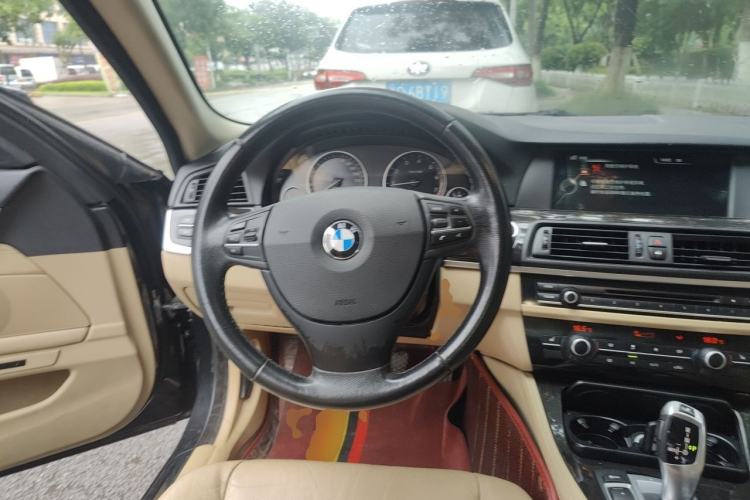 Used BMW 5 Series 2013 525Li Luxury Model Steering Wheel
