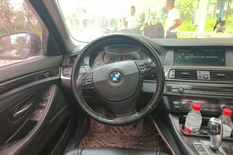 Used BMW 5 Series 2013 525Li Luxury Model Steering Wheel