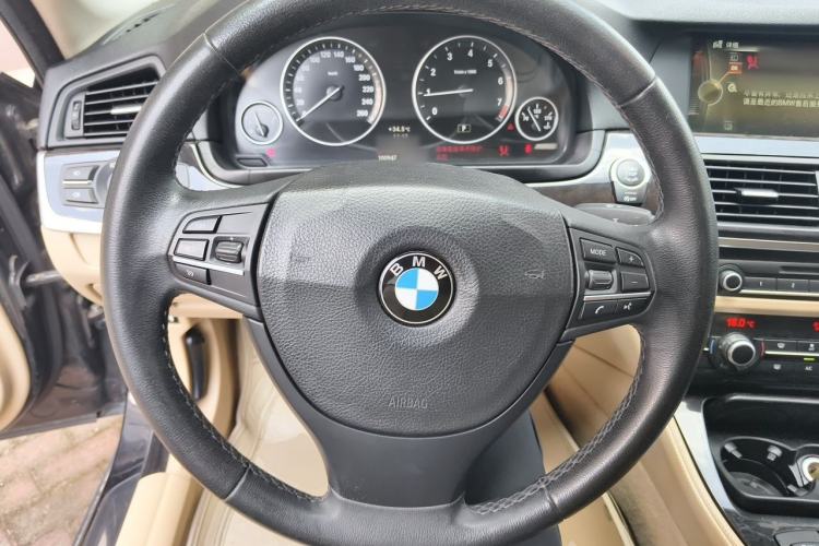 Used BMW 5 Series 2013 525Li Luxury Model Steering Wheel