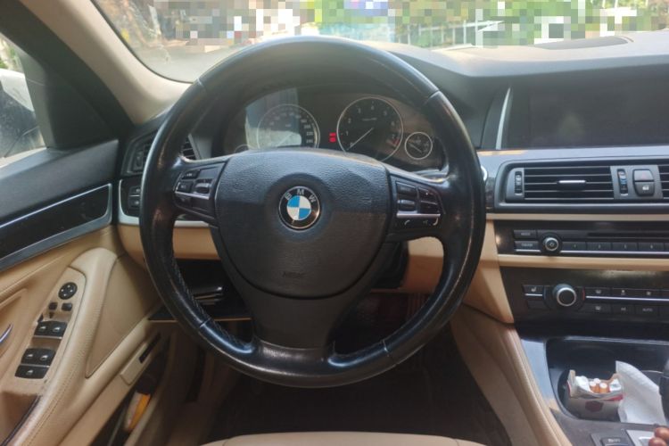Used BMW 5 Series 2013 525Li Leading Model Steering Wheel