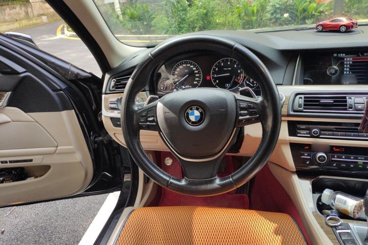 Used BMW 5 Series 2013 535Li Executive Edition Steering Wheel