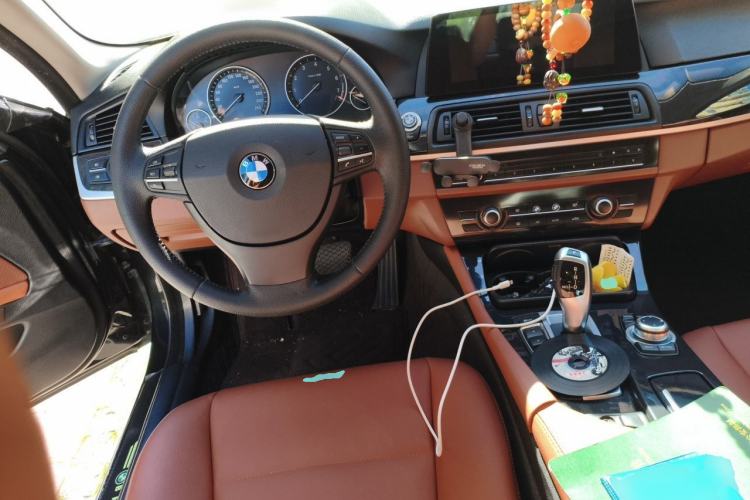 Used BMW 5 Series 2013 520i Elegant Edition Steering Wheel
