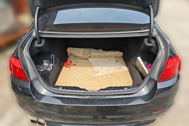 Used BMW 5 Series 2013 525Li Luxury Model Trunk