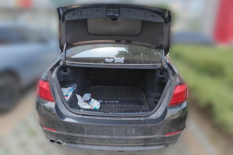 Used BMW 5 Series 2013 530Li Leading Model Trunk