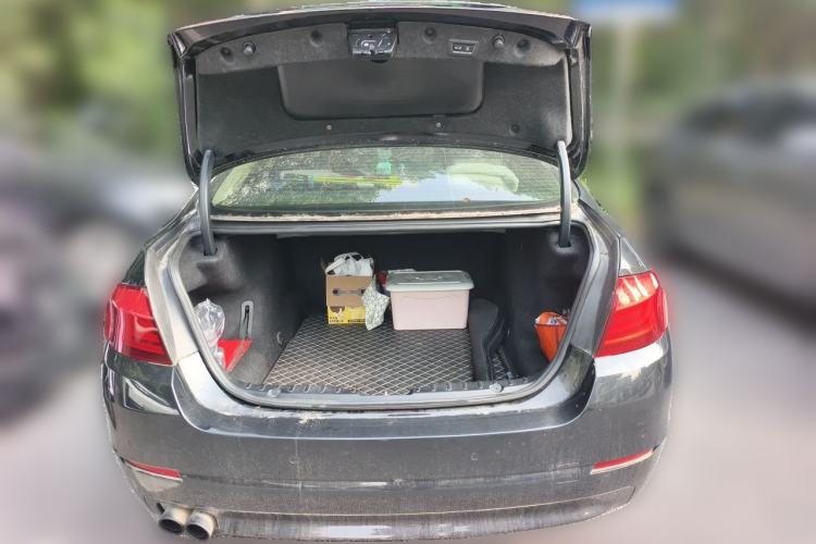 Used BMW 5 Series 2013 525Li Luxury Model Trunk