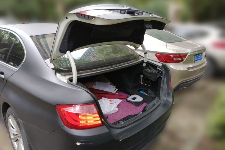 Used BMW 5 Series 2013 525Li Leading Model Trunk