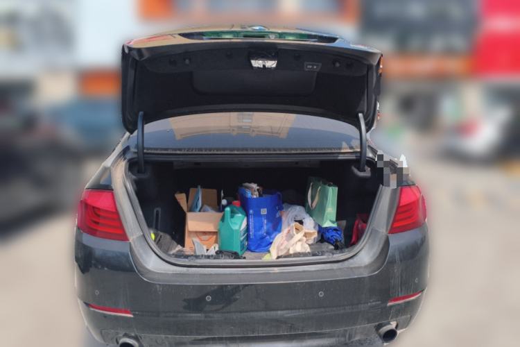 Used BMW 5 Series 2013 535Li Leading Model Trunk
