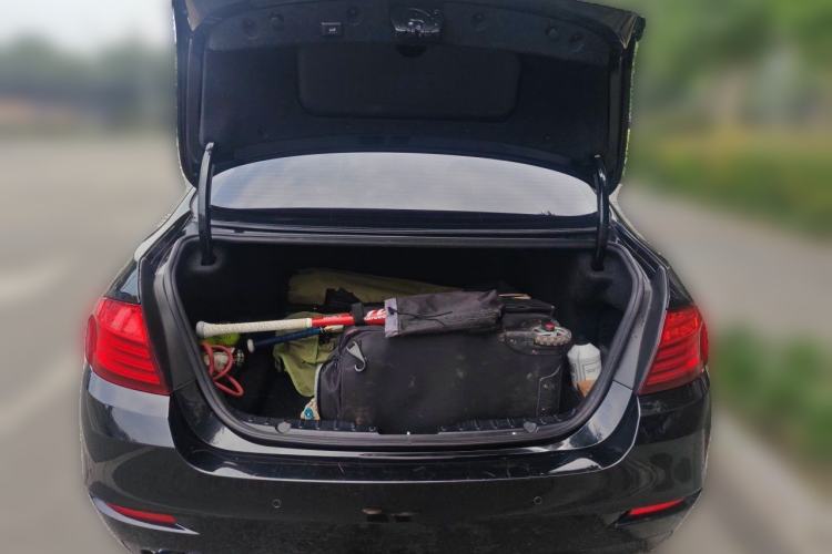 Used BMW 5 Series 2013 525Li Leading Model Trunk