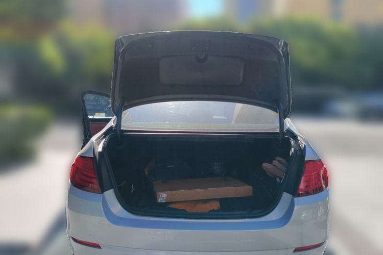 Used BMW 5 Series 2013 520i Elegant Edition Trunk