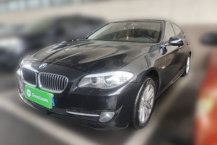 Gebrauchter BMW 5 Series 2013 525Li Luxury Model Guazi used car, China used car export, Used car for sale, Used cars, Cheapest cars for sale