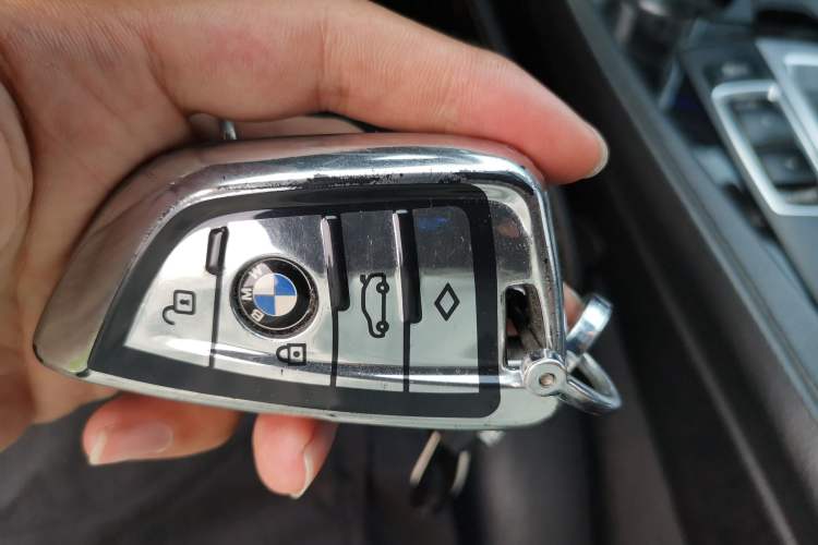 Used BMW 5 Series 2013 525Li Leading Model Vehicle Key