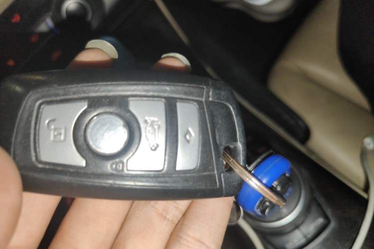Used BMW 5 Series 2013 525Li Leading Model Vehicle Key