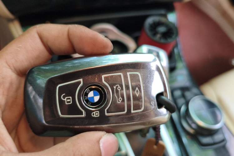 Used BMW 5 Series 2013 525Li Leading Model Vehicle Key