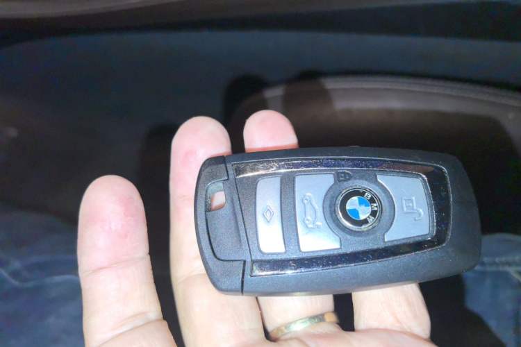 Used BMW 5 Series 2013 525Li Luxury Model Vehicle Key