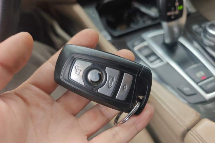 Used BMW 5 Series 2013 525Li Luxury Model Vehicle Key