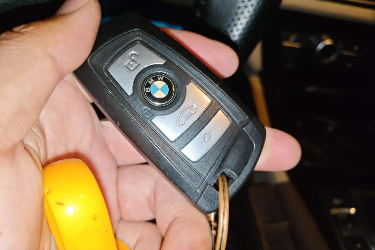 Used BMW 5 Series 2013 525Li Luxury Model Vehicle Key