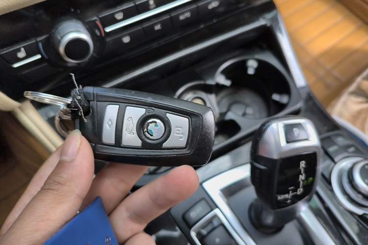 Used BMW 5 Series 2013 525Li Leading Model Vehicle Key