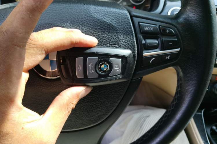 Used BMW 5 Series 2013 525Li Luxury Model Vehicle Key