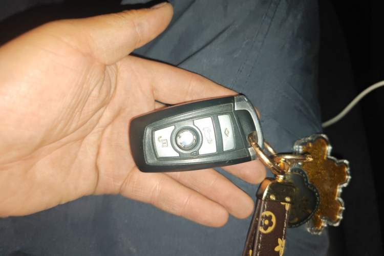 Used BMW 5 Series 2013 525Li Leading Model Vehicle Key