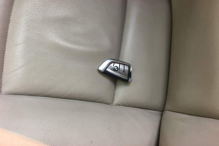 Used BMW 5 Series 2013 525Li Luxury Model Vehicle Key