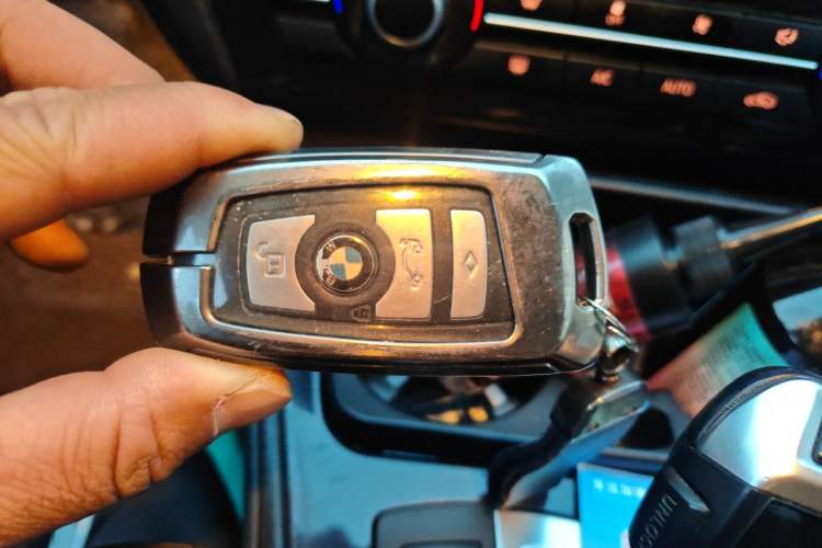 Used BMW 5 Series 2013 525Li Luxury Model Vehicle Key