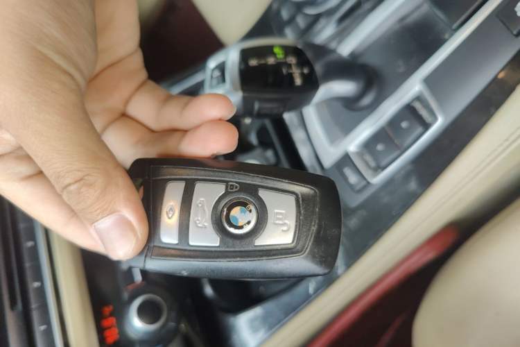 Used BMW 5 Series 2013 525Li Luxury Model Vehicle Key