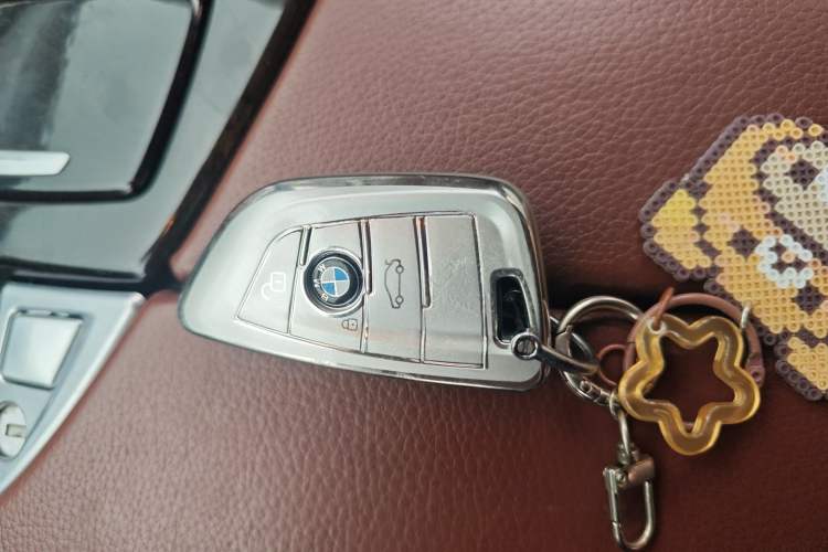 Used BMW 5 Series 2013 530Li Leading Model Vehicle Key