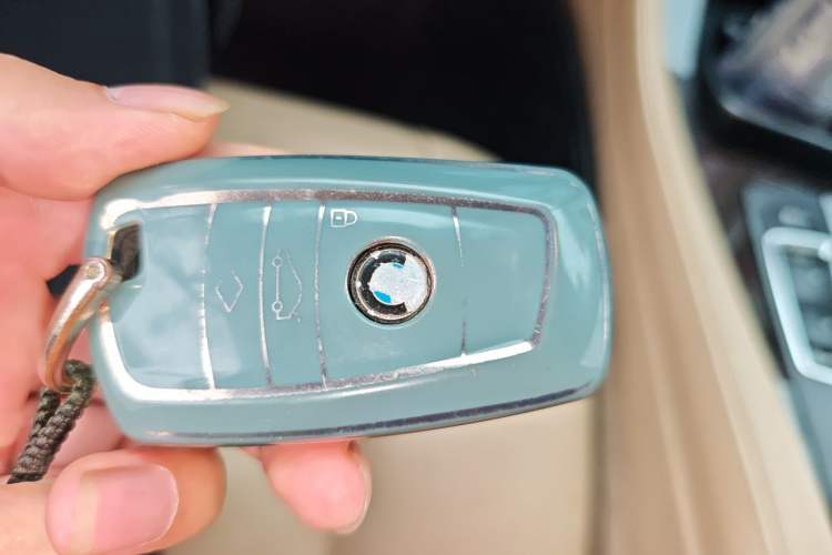 Used BMW 5 Series 2013 525Li Leading Model Vehicle Key