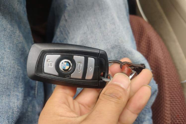 Used BMW 5 Series 2013 525Li Luxury Model Vehicle Key