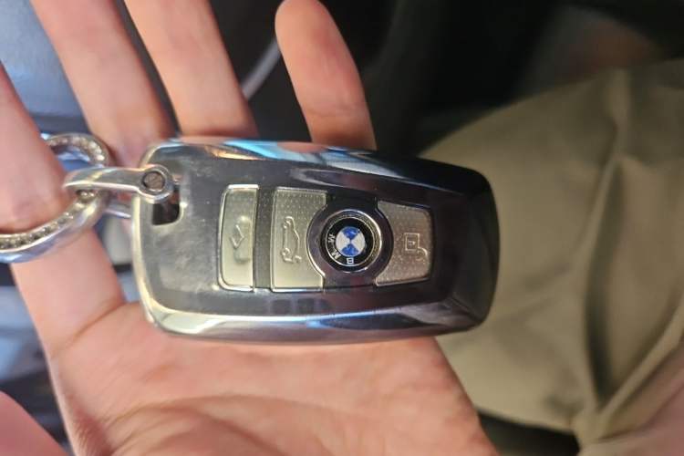 Used BMW 5 Series 2013 525Li Zhuole Edition Vehicle Key